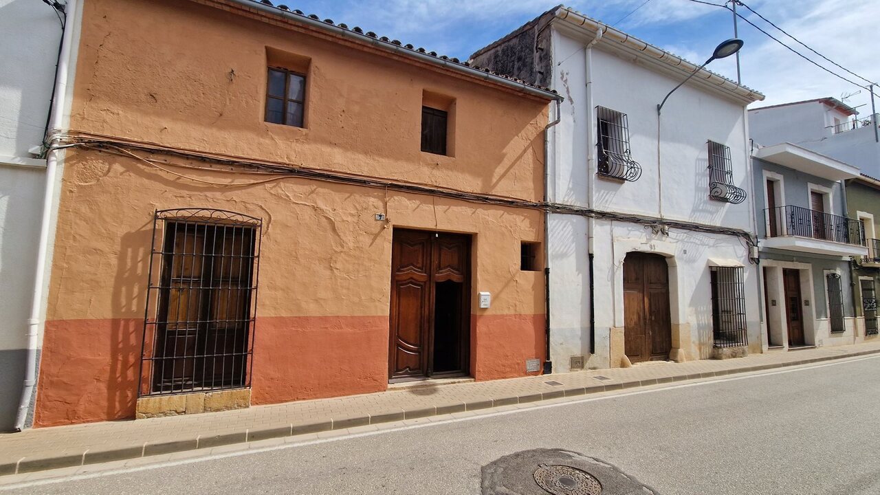 Verkoop. Dorpshuis in Jalón