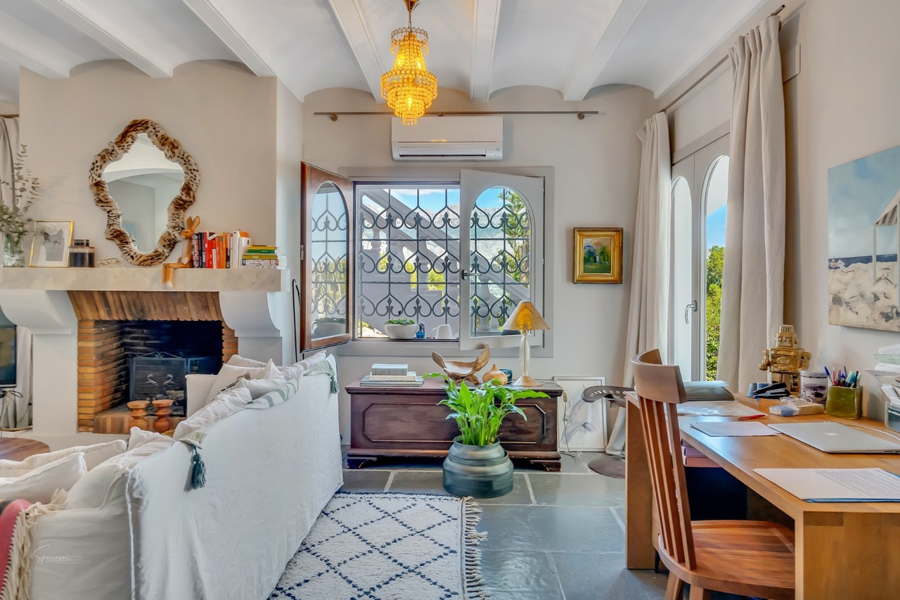 2158: Villa  in Altea