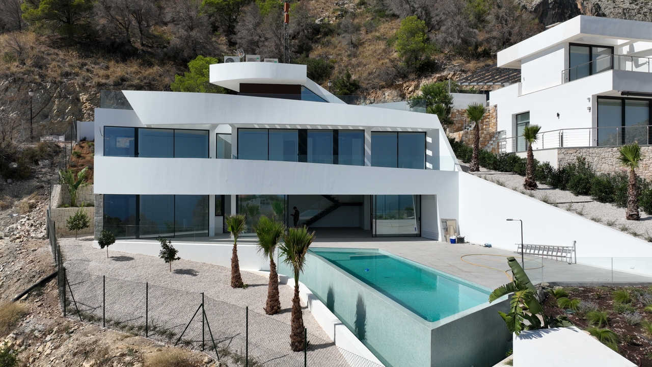 2165: Villa  in Altea