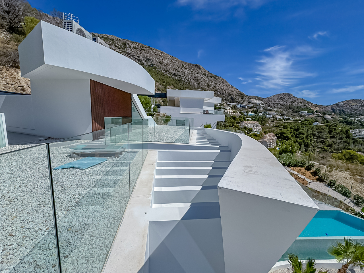 2165: Villa  in Altea