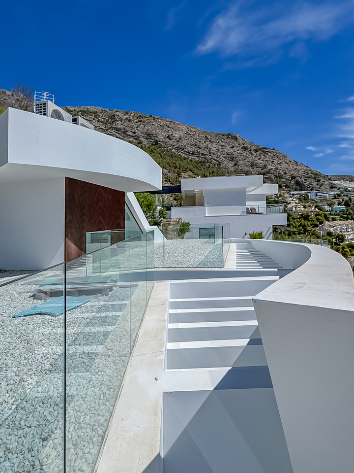 2165: Villa  in Altea