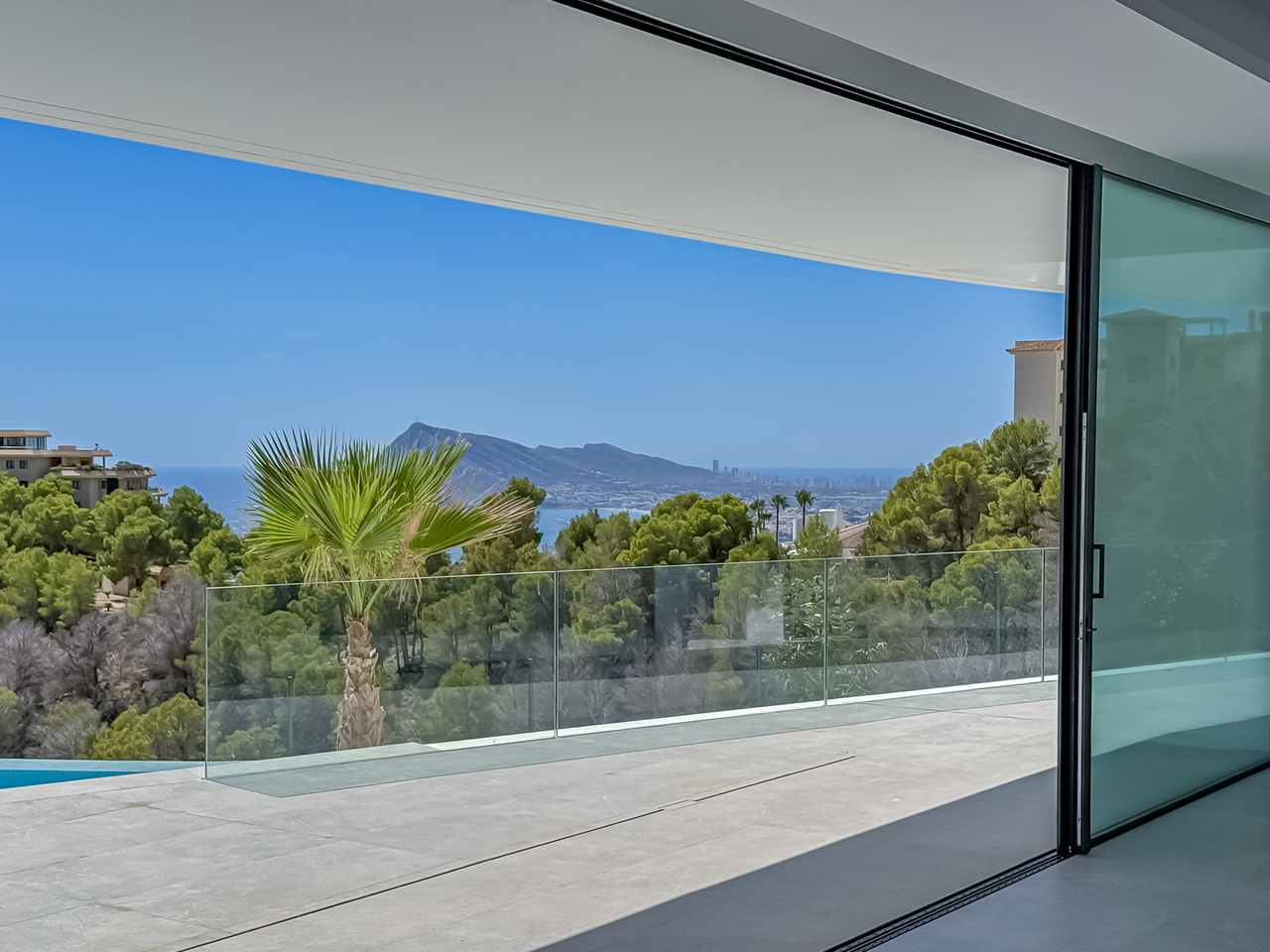 2165: Villa  in Altea