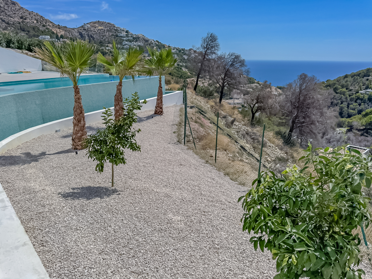 2165: Villa  in Altea