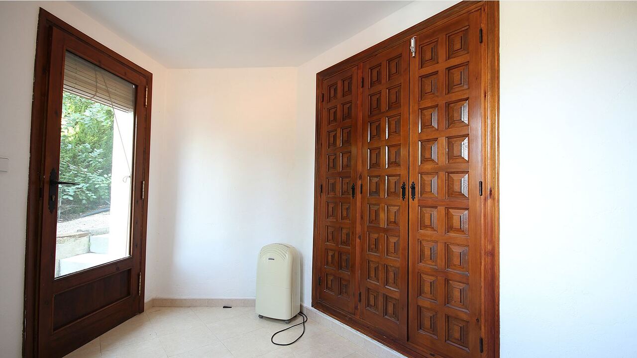 2298: Villa  in Orba