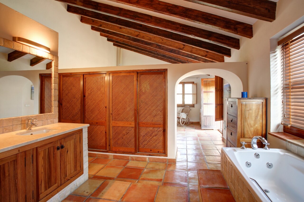 2312: Country House  in Moraira