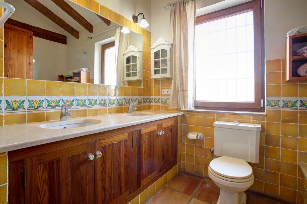 2312: Country House  in Moraira
