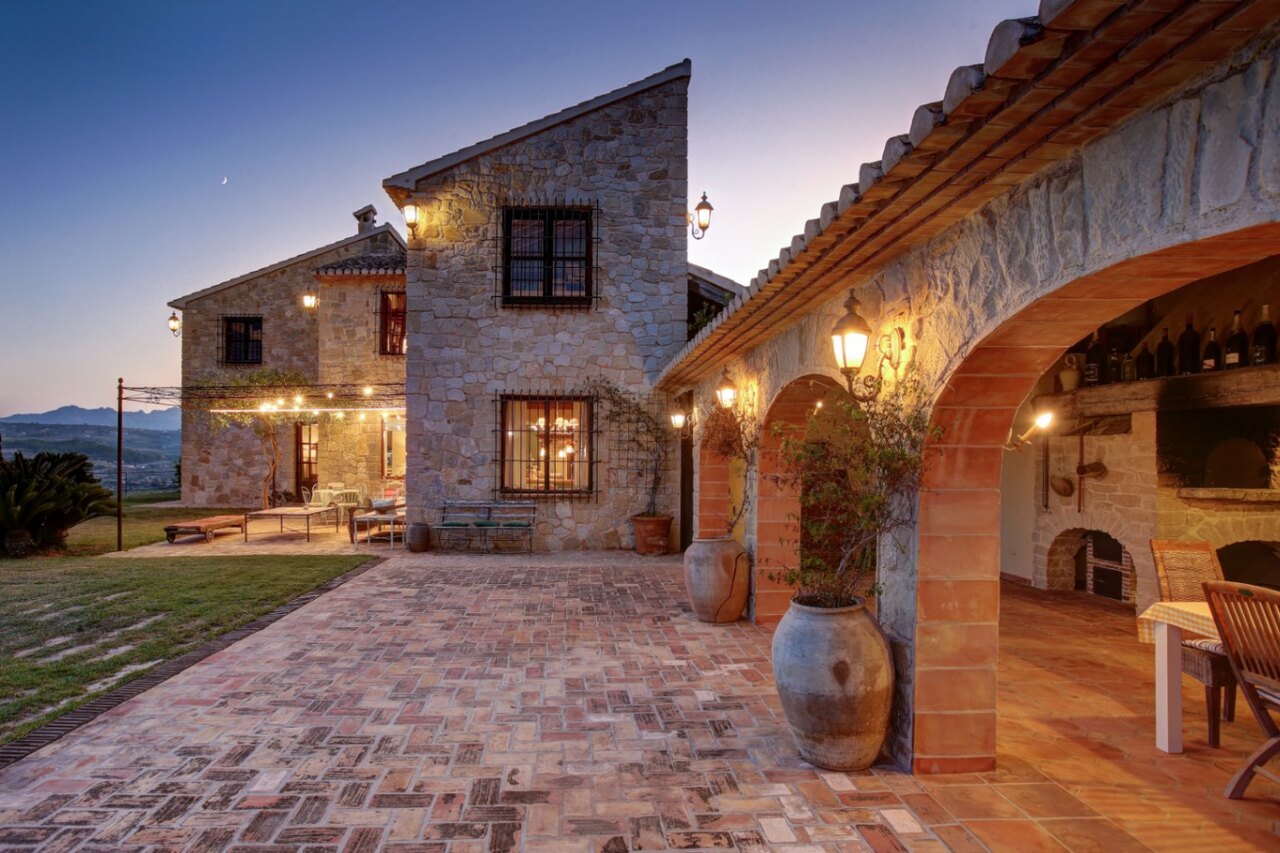 2312: Country House  in Moraira