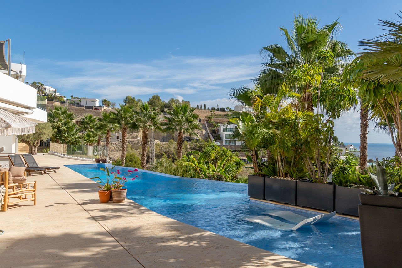 2328: Villa  in Benissa