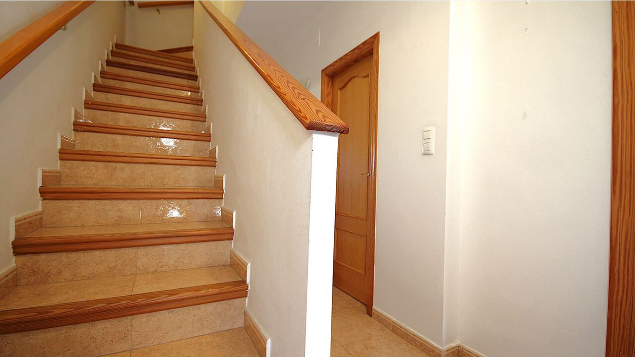 Town house for sale in Benigembla
