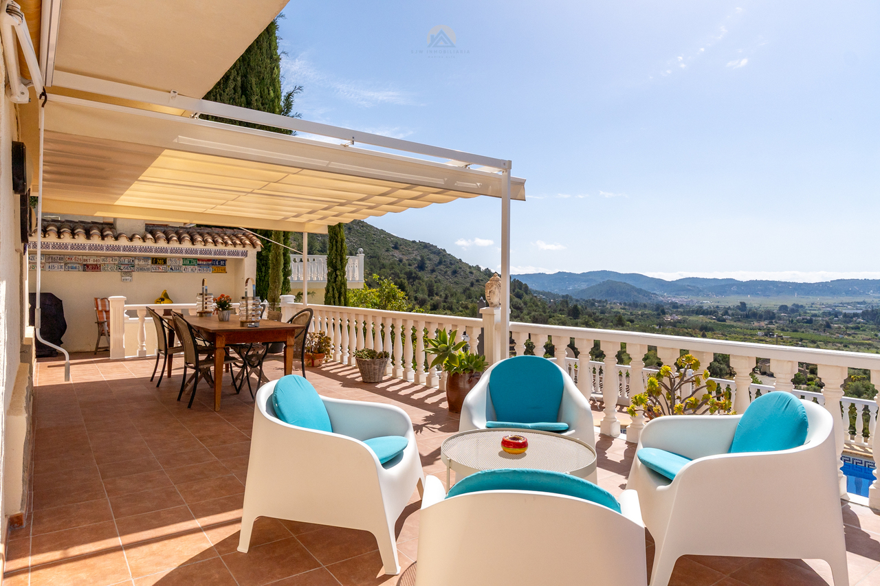 2366: Villa  in Jalon
