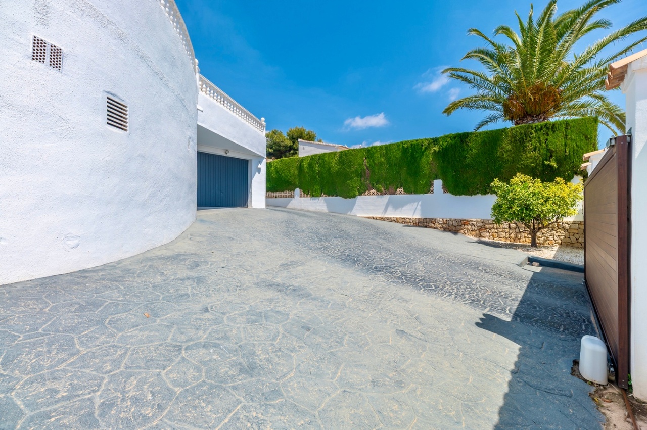 2387: Villa  in Moraira