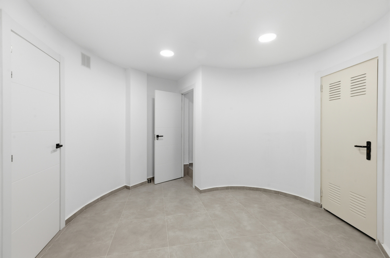 2387: Villa  in Moraira