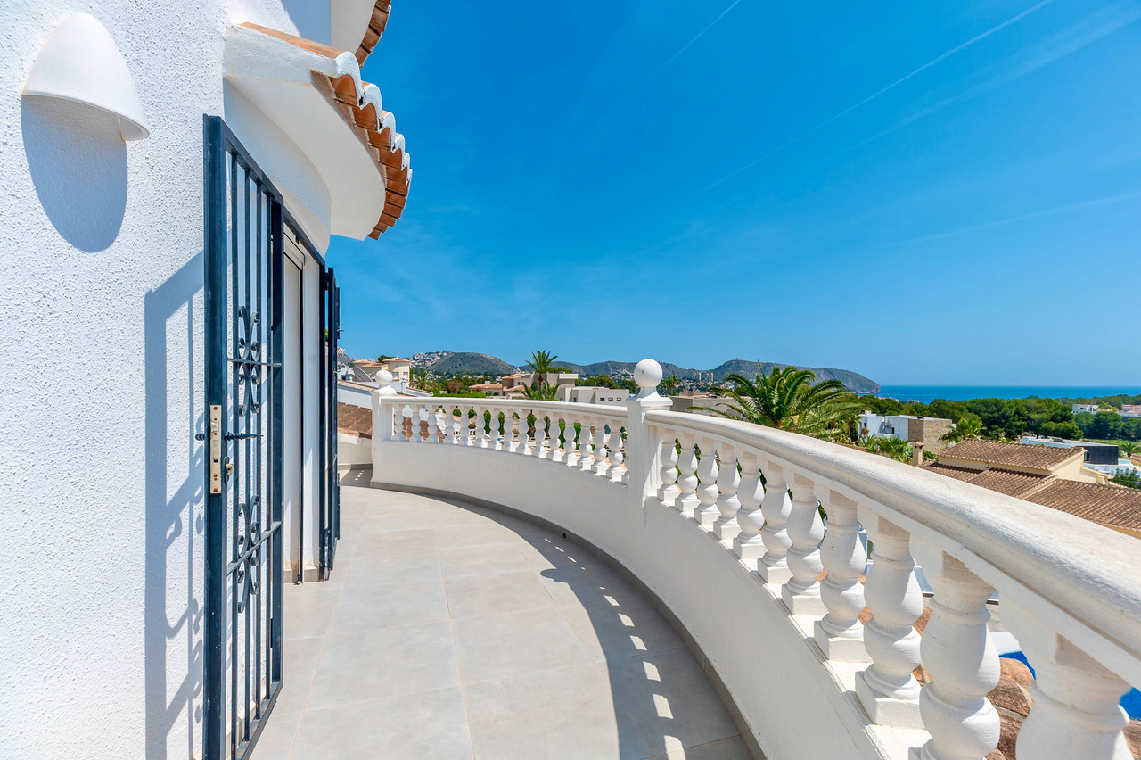 2387: Villa  in Moraira