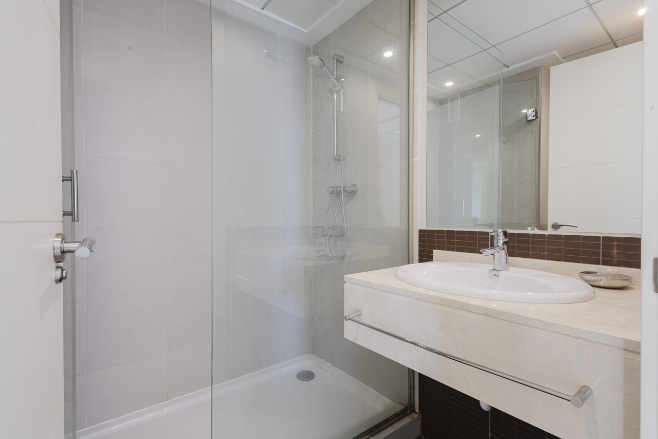 2390: Apartment  in Las Colinas Golf