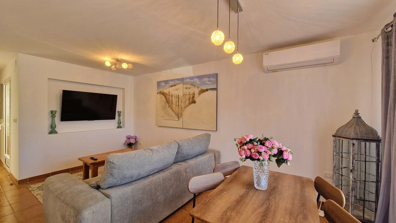 Town house for sale in Benigembla