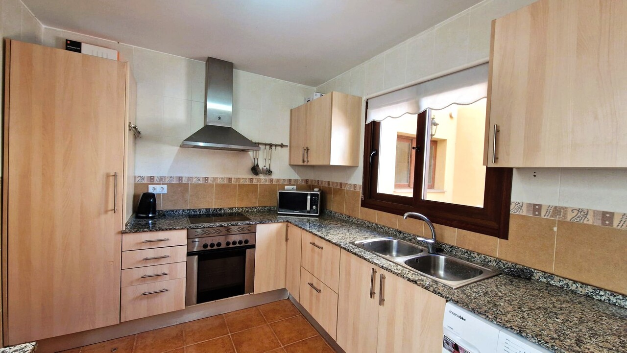 Town house for sale in Benigembla