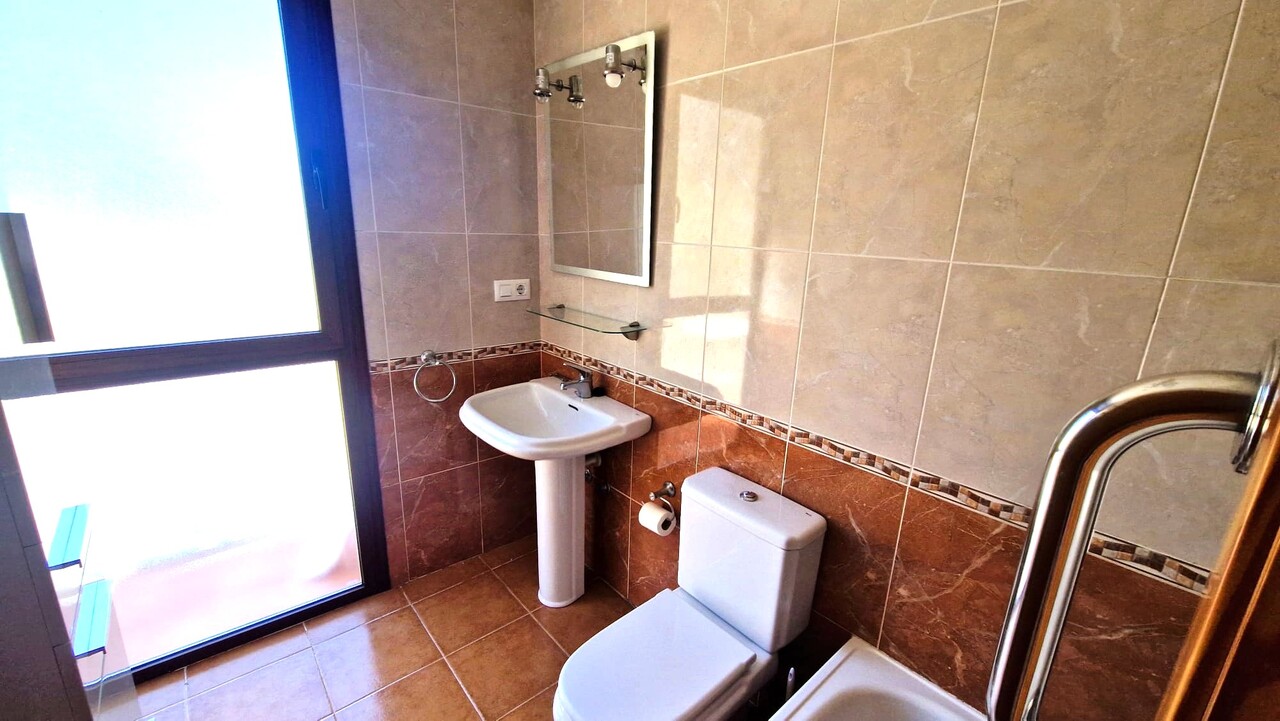 Town house for sale in Benigembla