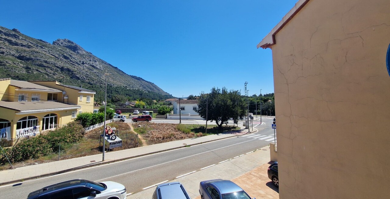 Town house for sale in Benigembla