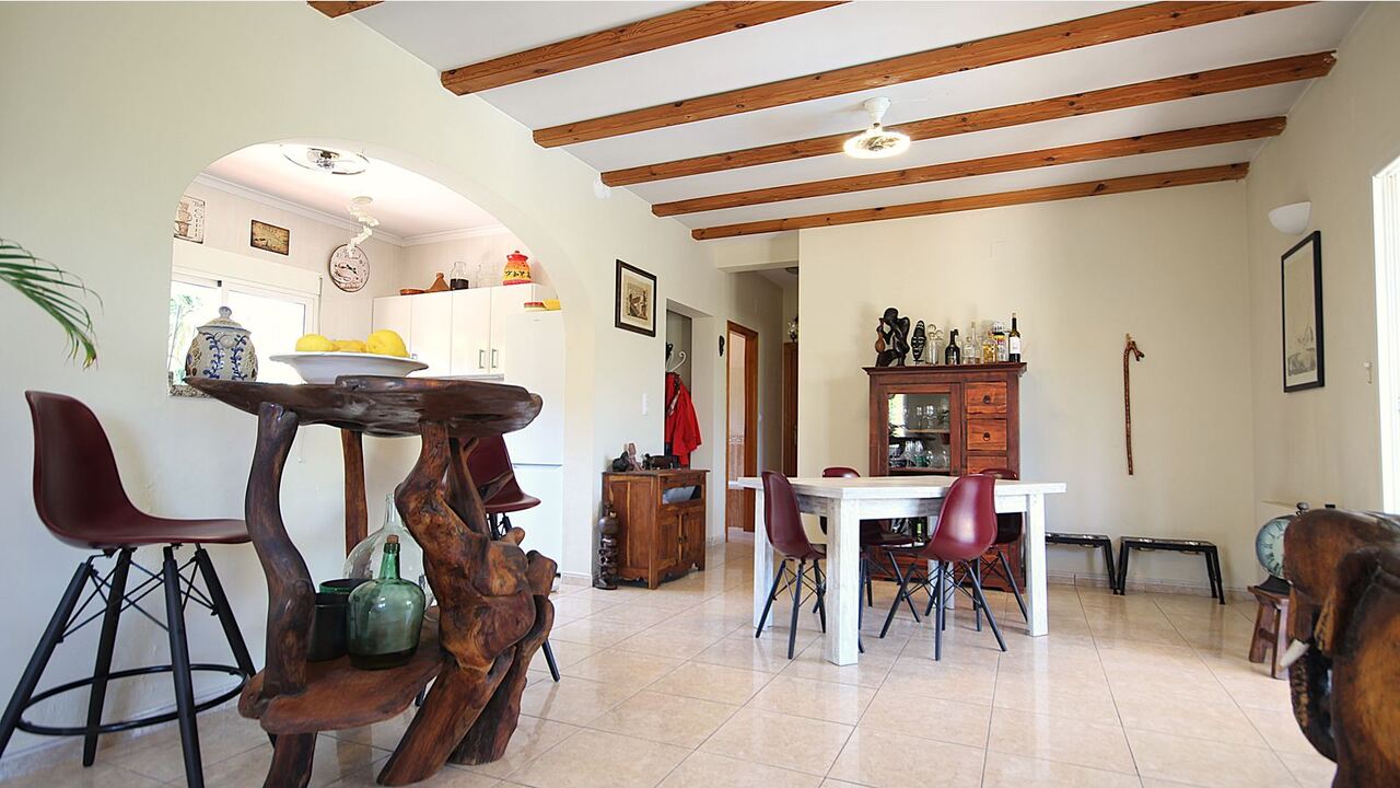 2368: Villa  in Alcalali