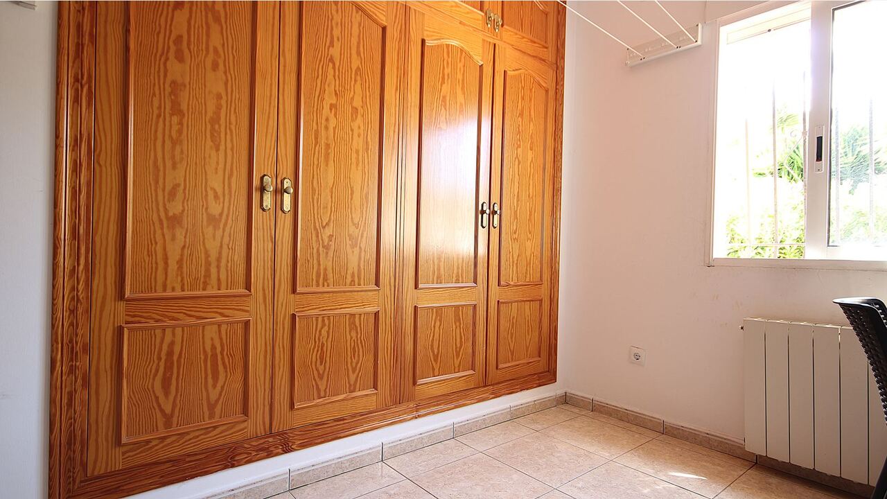 2368: Villa  in Alcalali