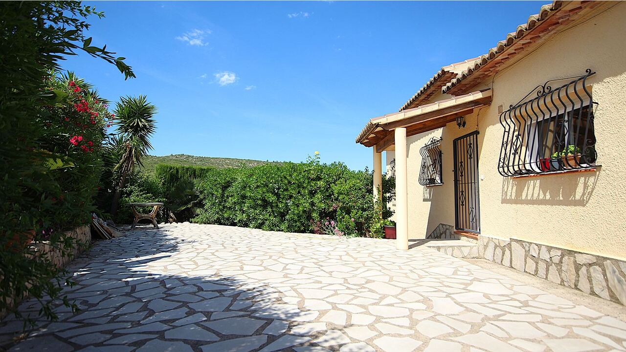2368: Villa  in Alcalali