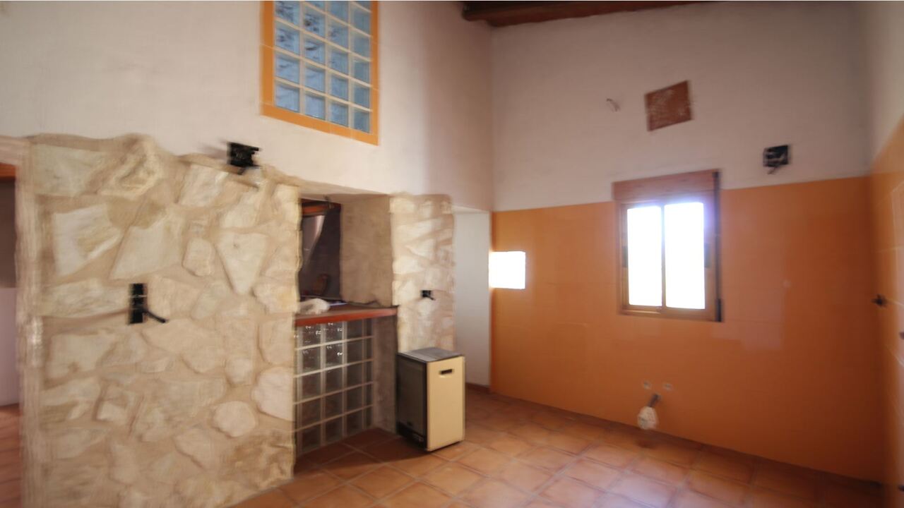 2391: Country House  in Lliber