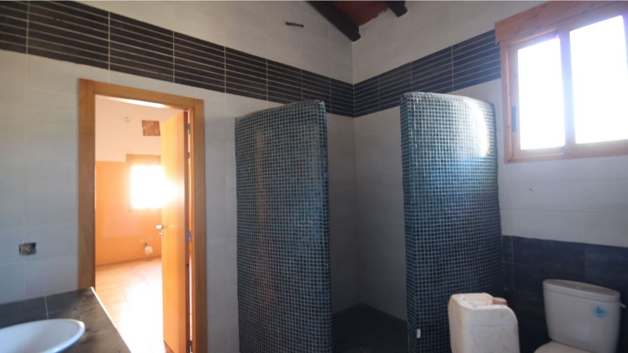 2391: Country House  in Lliber