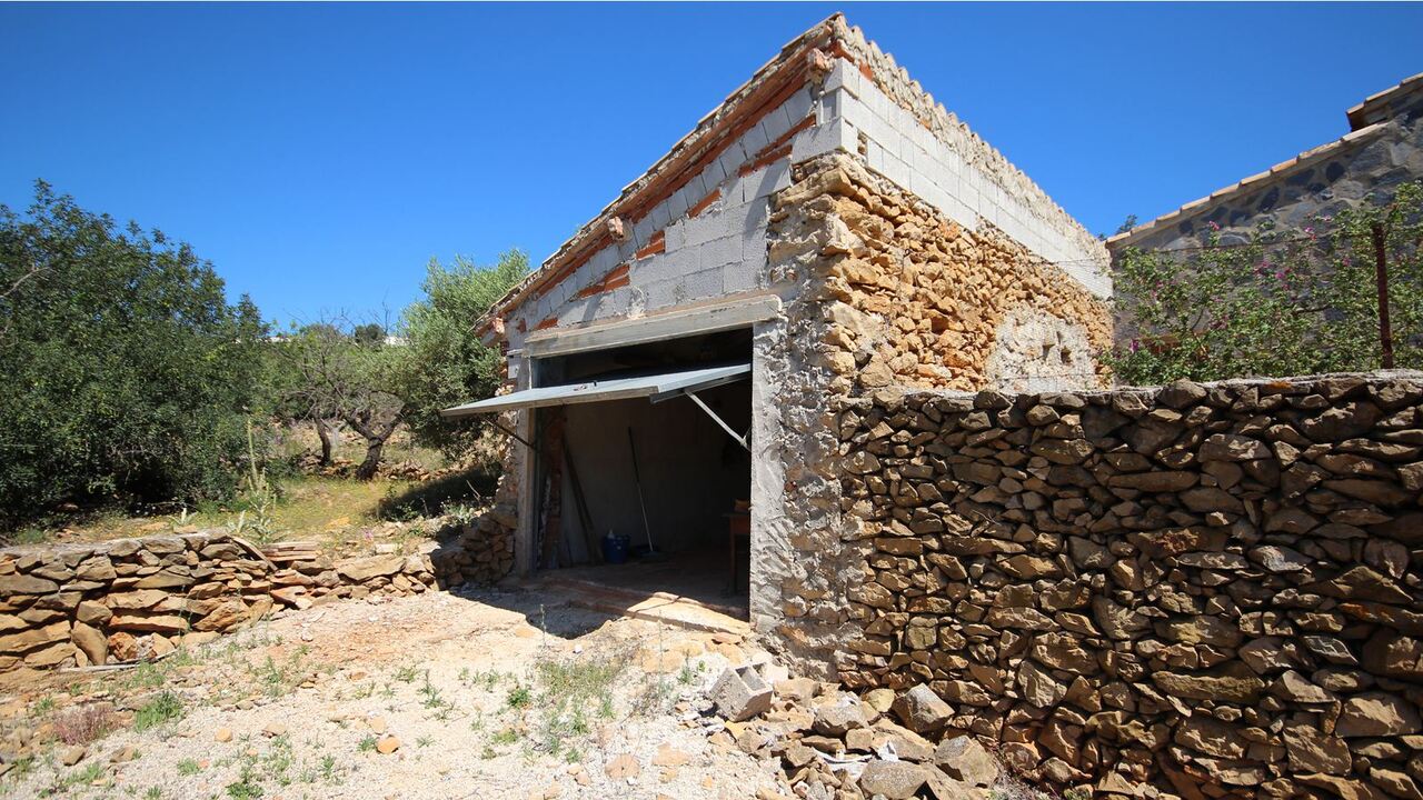 2391: Country House  in Lliber