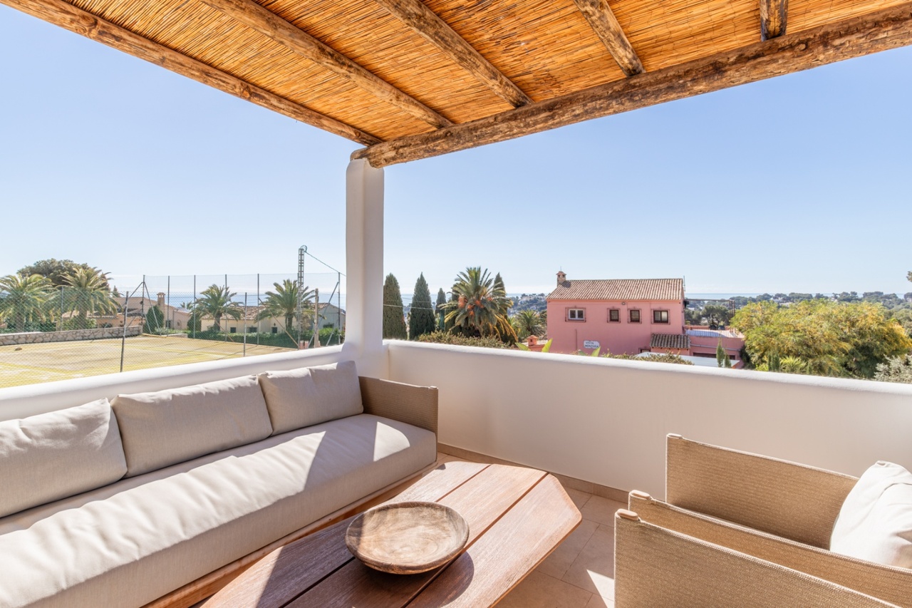 2395: Villa  in Moraira