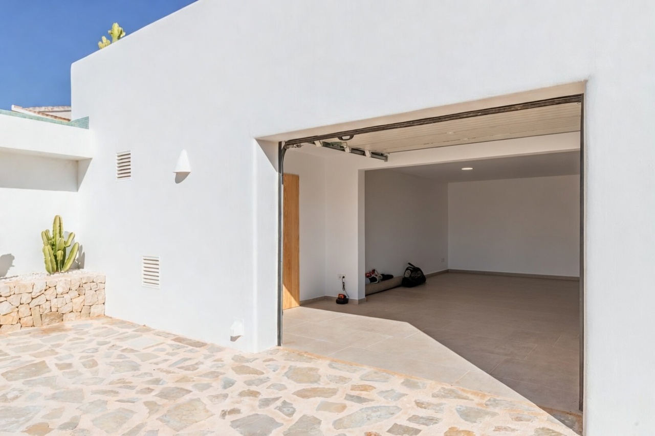 2395: Villa  in Moraira