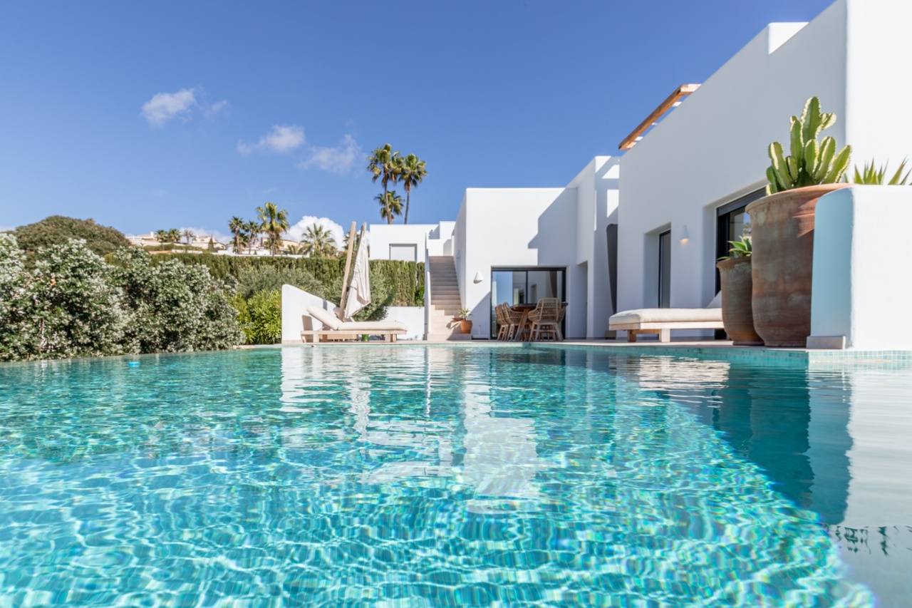2395: Villa  in Moraira