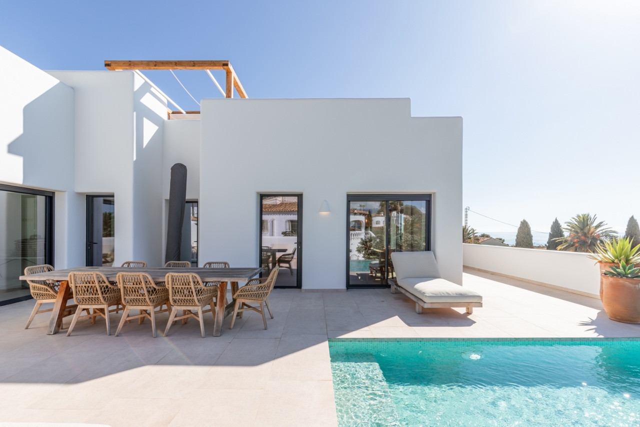 2395: Villa  in Moraira