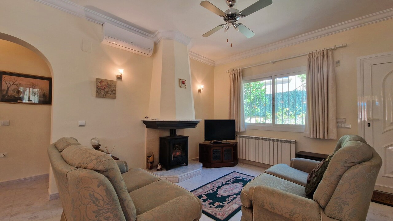 2396: Villa  in Alcalali