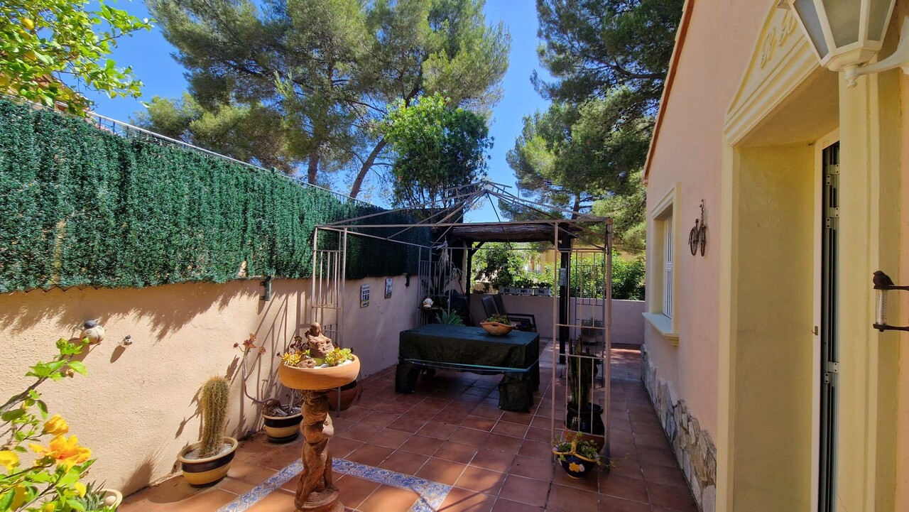 2396: Villa  in Alcalali