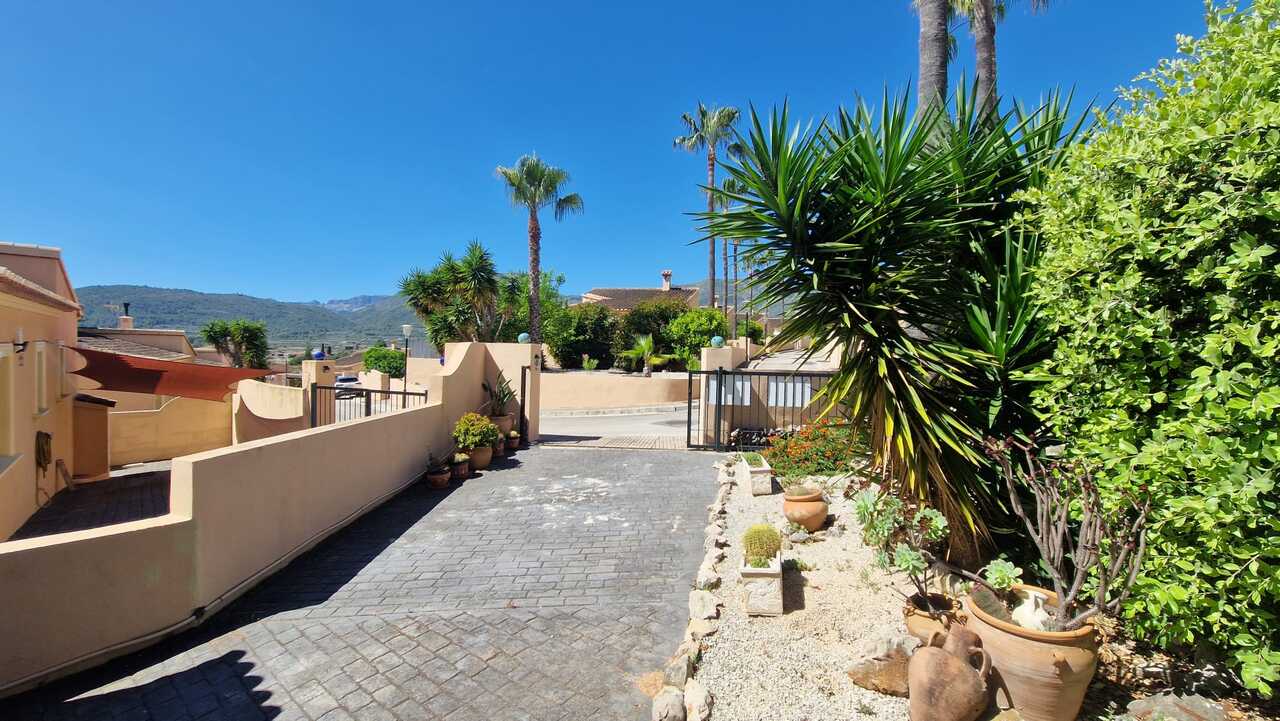 2396: Villa  in Alcalali