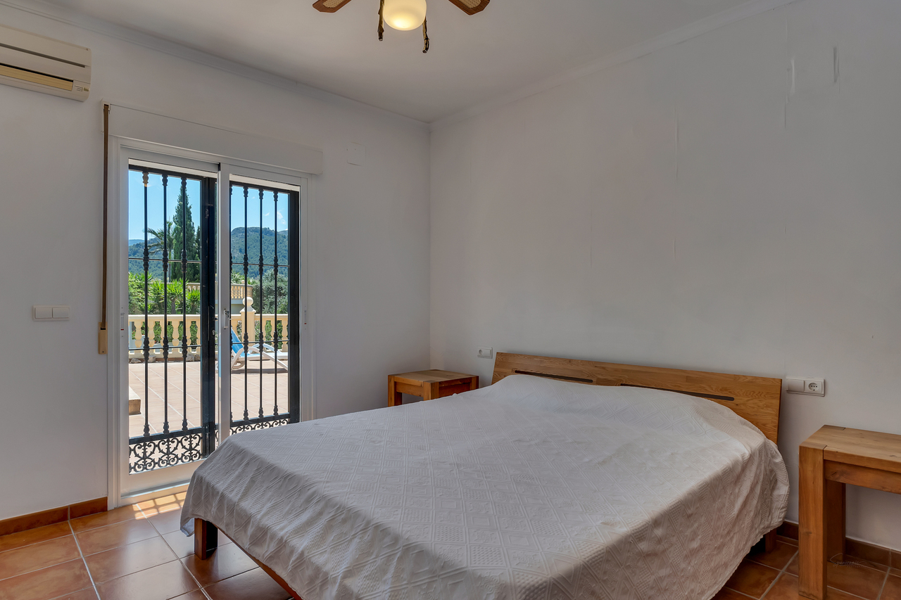 Villa en venta en Orba