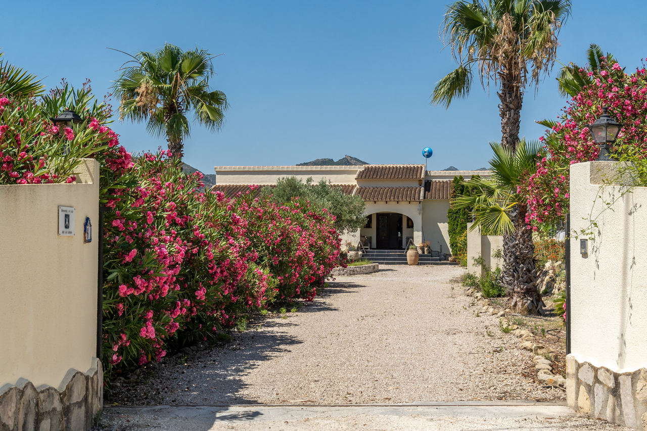 Villa zum verkauf in Lliber