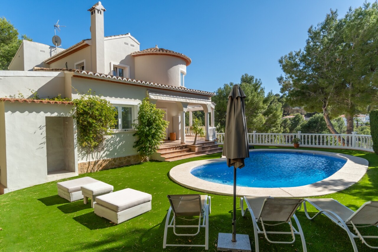 2402: Villa  in Altea