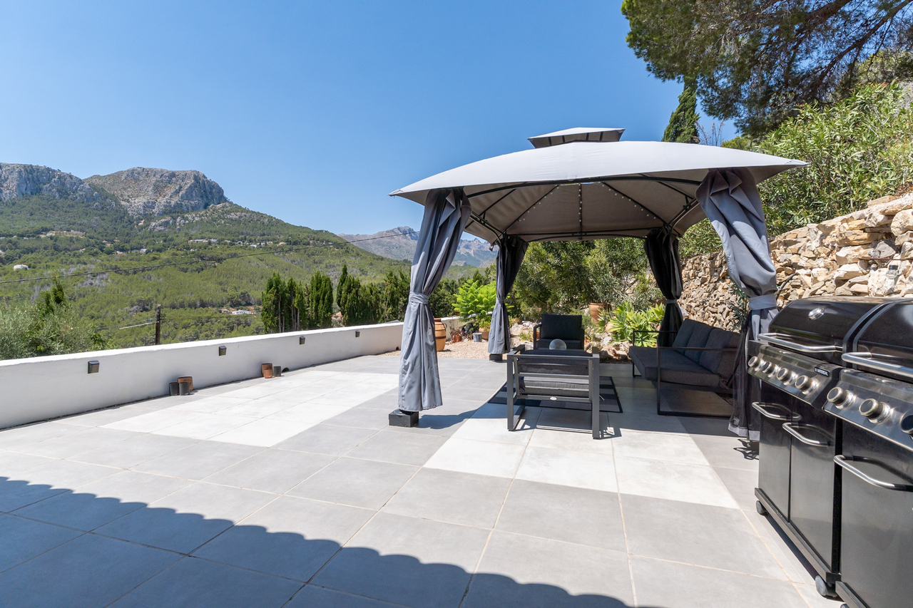 2404: Villa  in Benissa