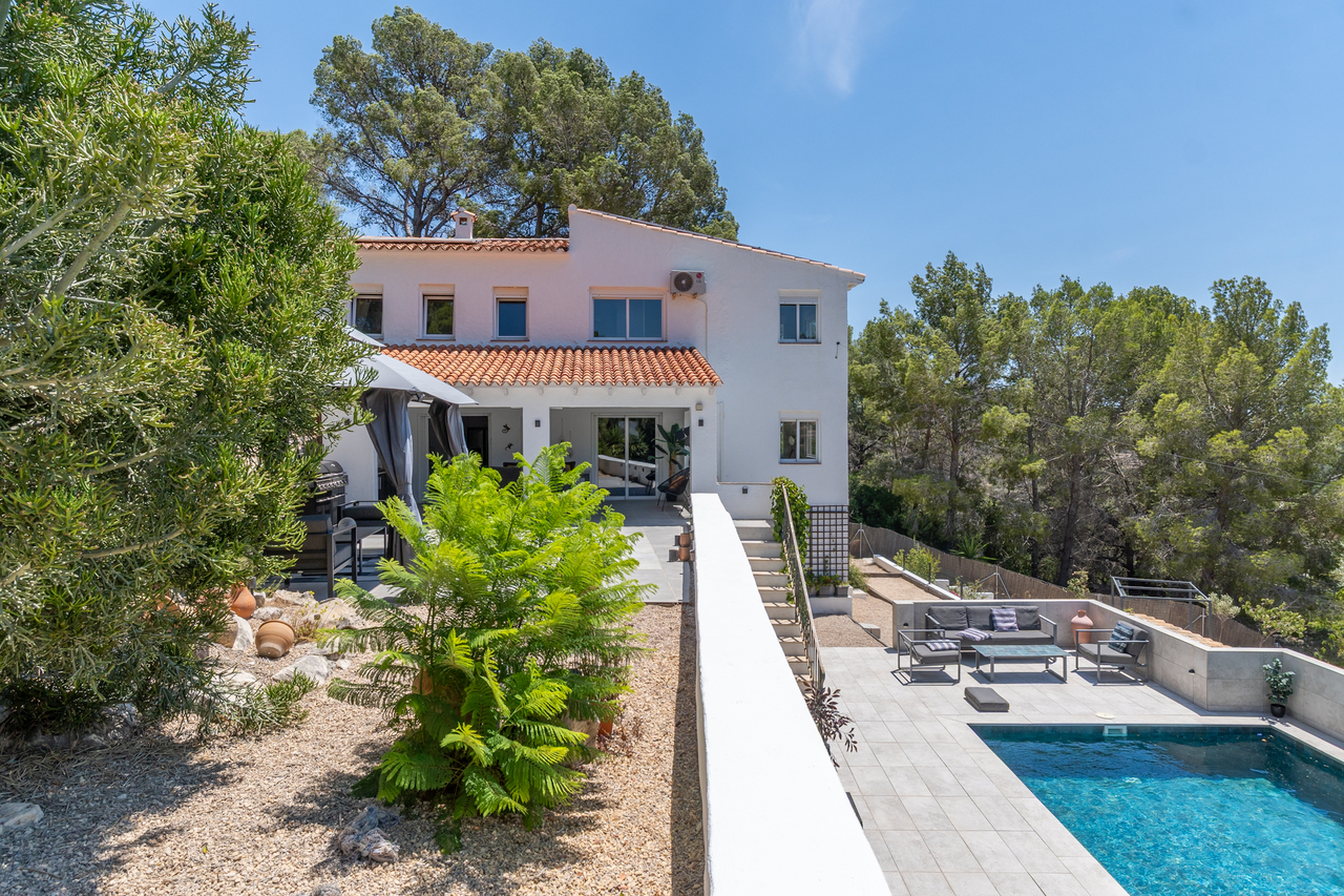2404: Villa  in Benissa