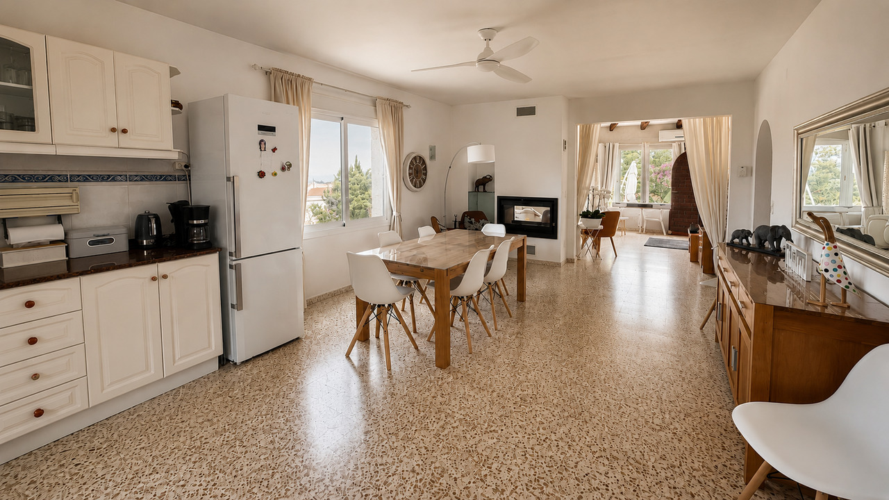 2409: Villa  in Benidoleig