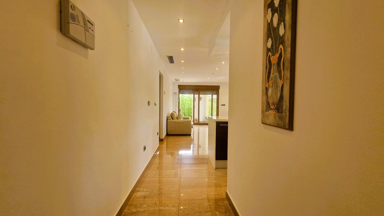 2410: Apartment  in Jalon