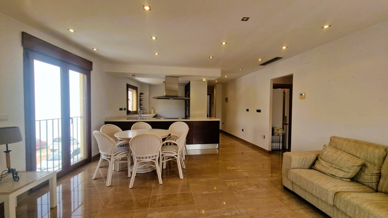 2410: Apartment  in Jalon