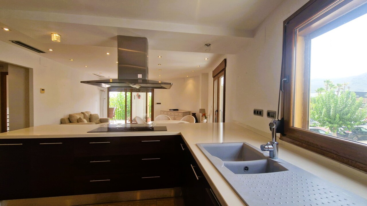 2410: Apartment  in Jalon