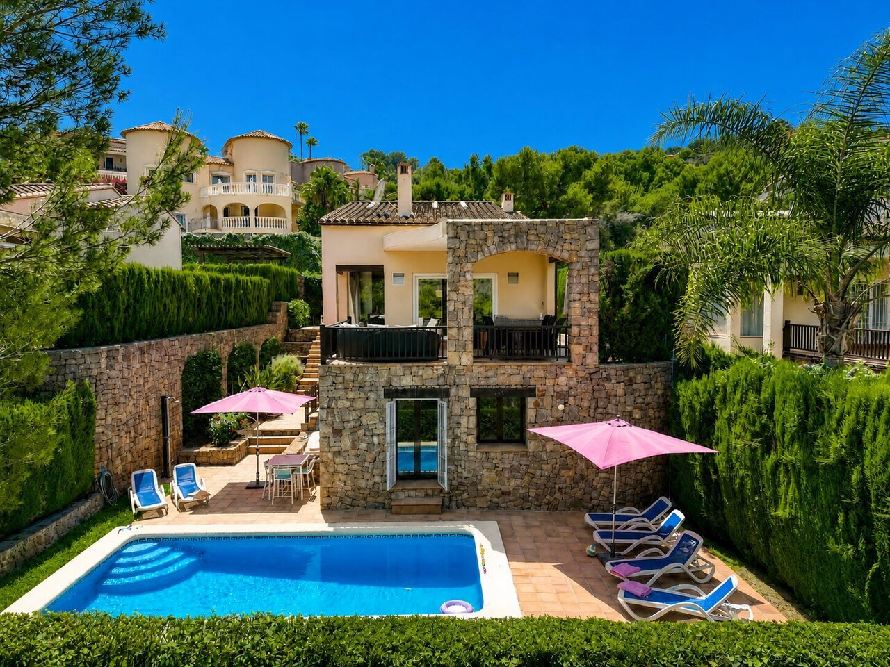 2417: Villa  in Denia