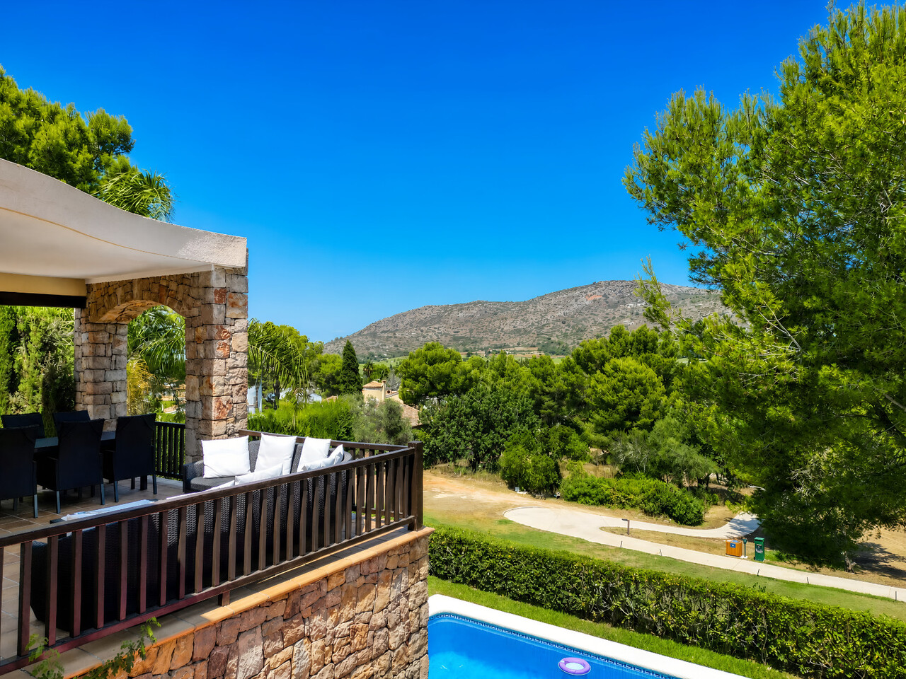 2417: Villa  in Denia