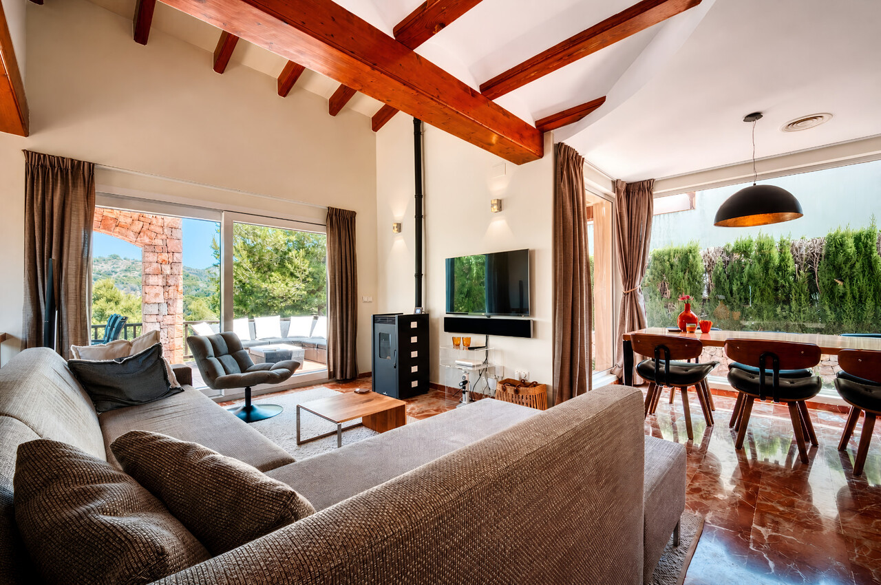 2417: Villa  in Denia