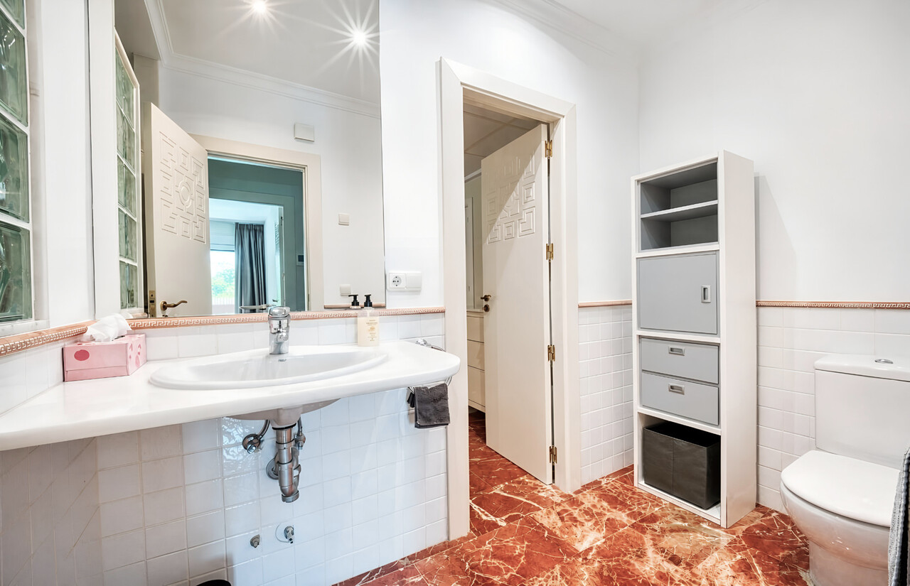 2417: Villa  in Denia