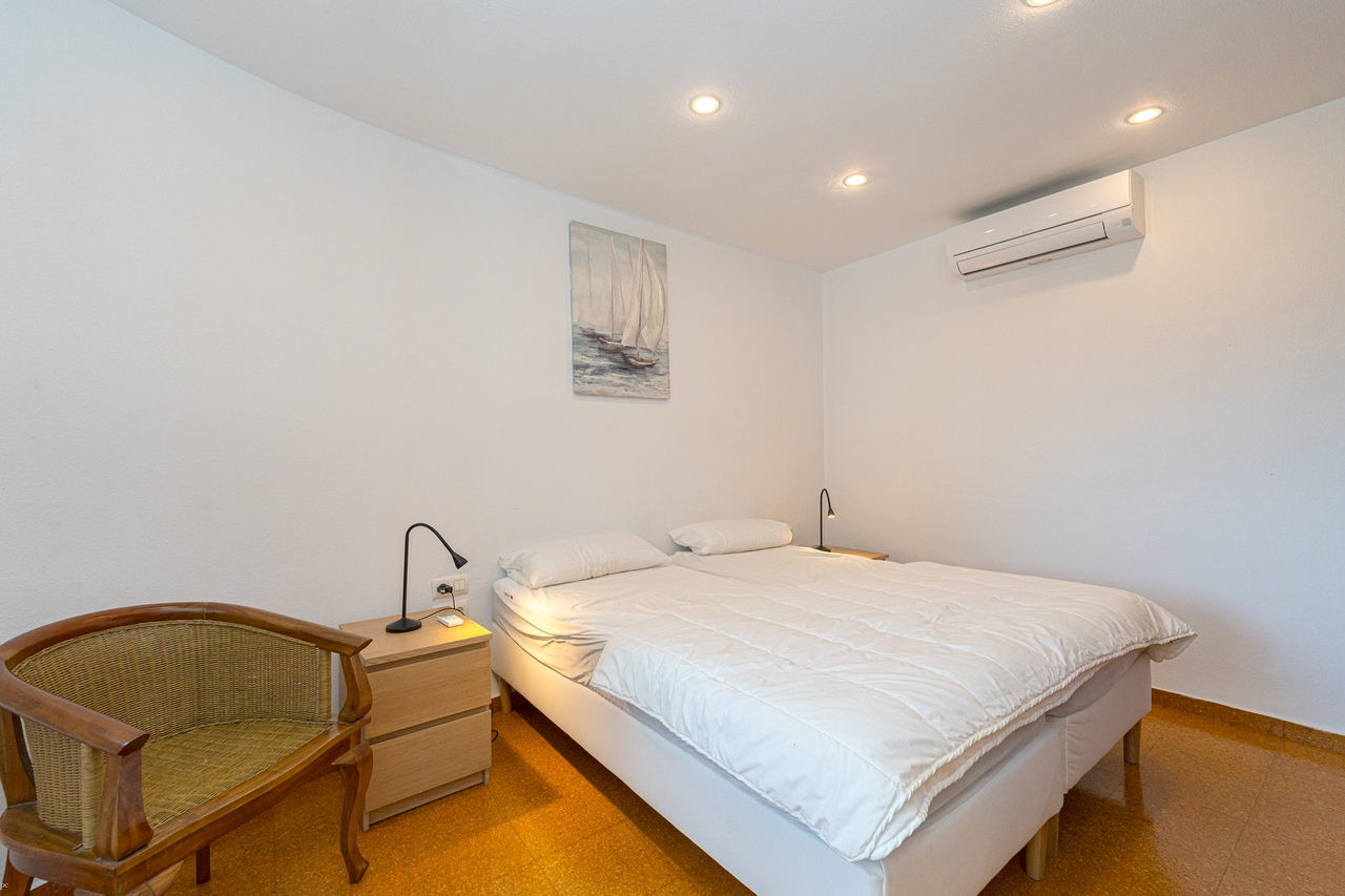2420: Villa  in Javea