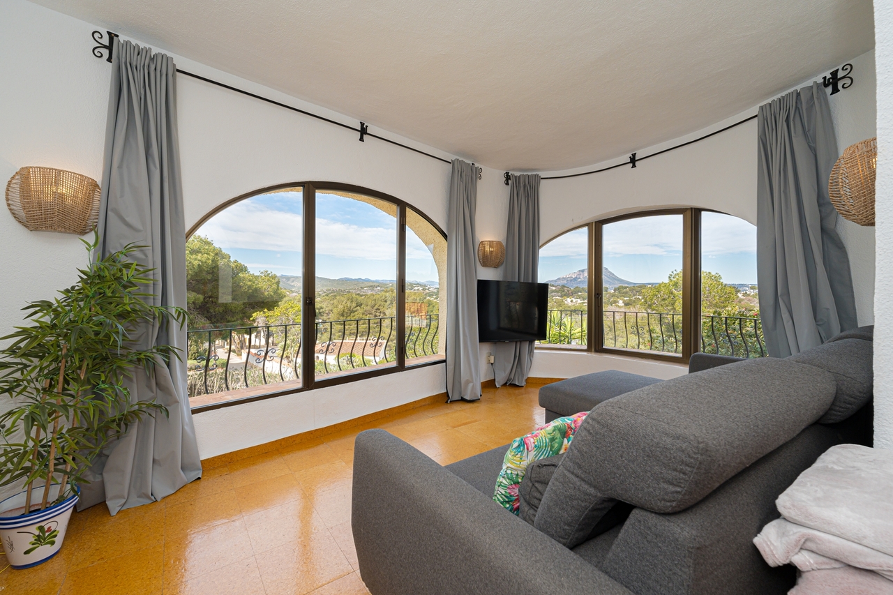 2420: Villa  in Javea